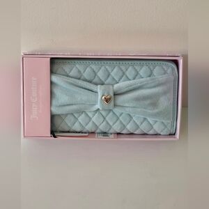 Juicy Couture Quilted Velour Bow Zip Wallet – Pastel Turquoise NIB